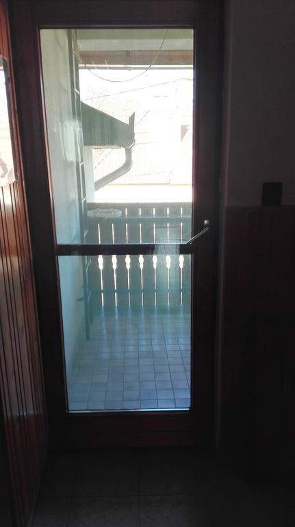 Plajbi Apartment Hajdúszoboszló Dış mekan fotoğraf